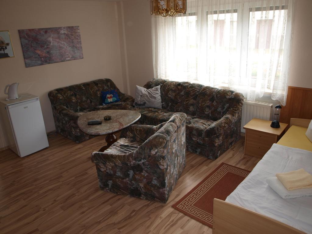 Die Frohliche Einkehr Pension Siebenlehn Kamer foto